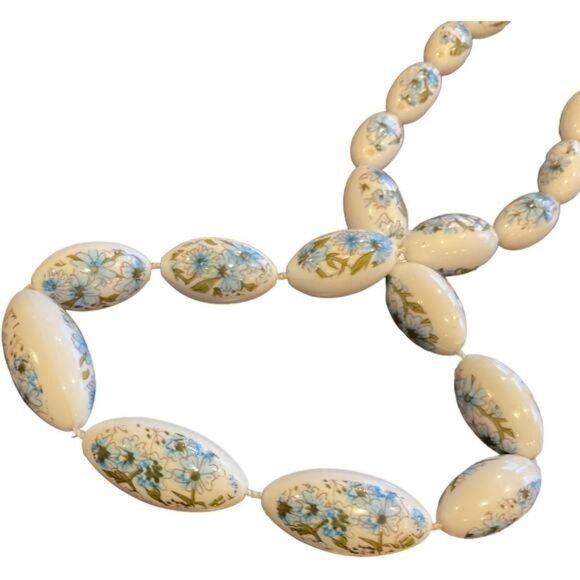 Vintage Floral Cosmos Ceramic Bead Necklace With Gold-Tone Clasp - Picture 2 of 4